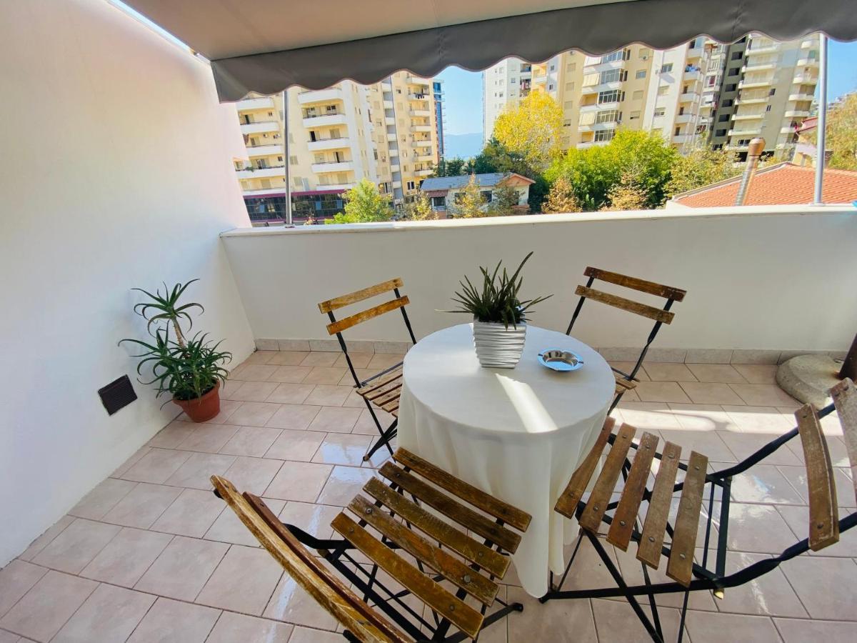 Iljazi'S Apartaments วญอเรอ ภายนอก รูปภาพ