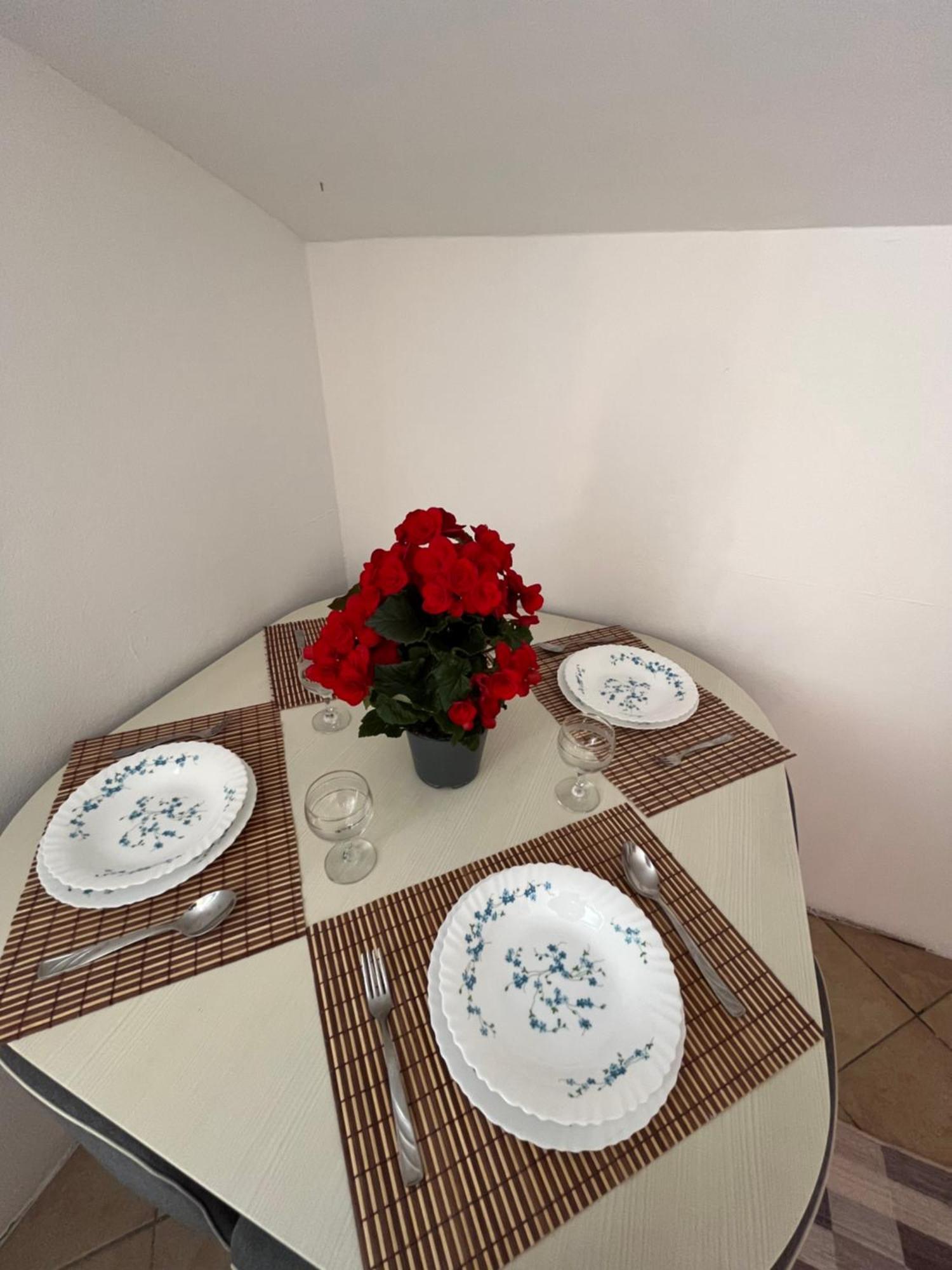 Iljazi'S Apartaments วญอเรอ ภายนอก รูปภาพ