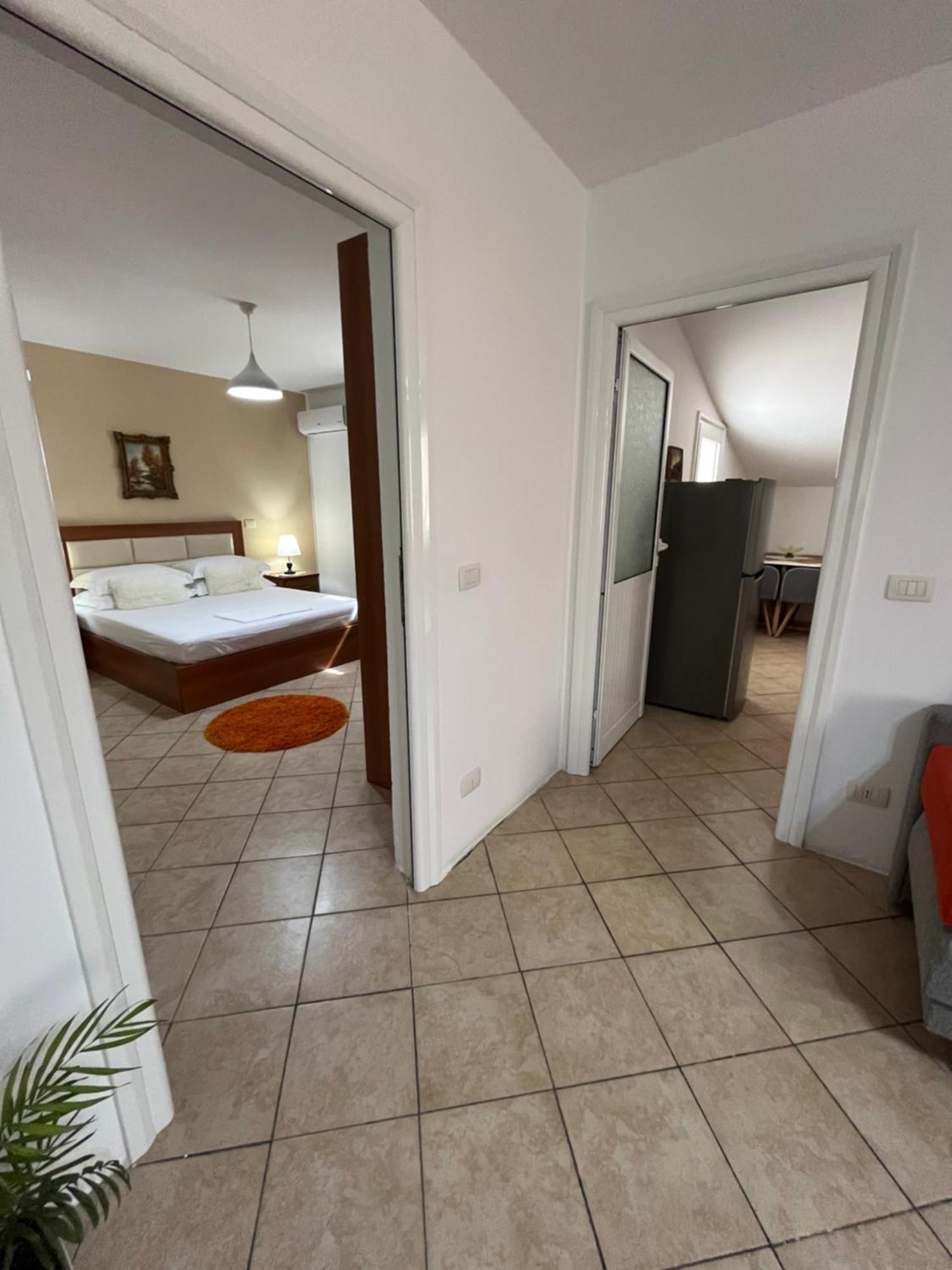 Iljazi'S Apartaments วญอเรอ ภายนอก รูปภาพ