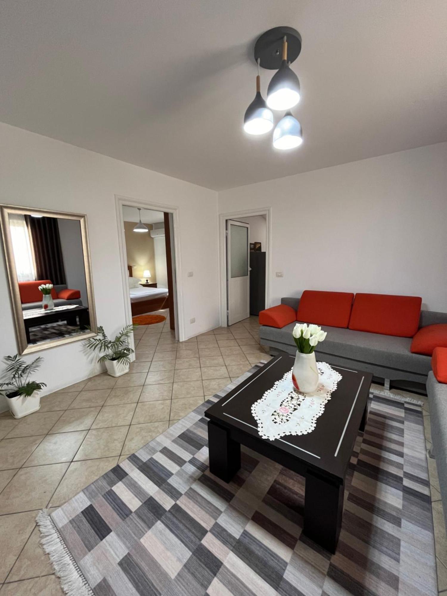 Iljazi'S Apartaments วญอเรอ ภายนอก รูปภาพ