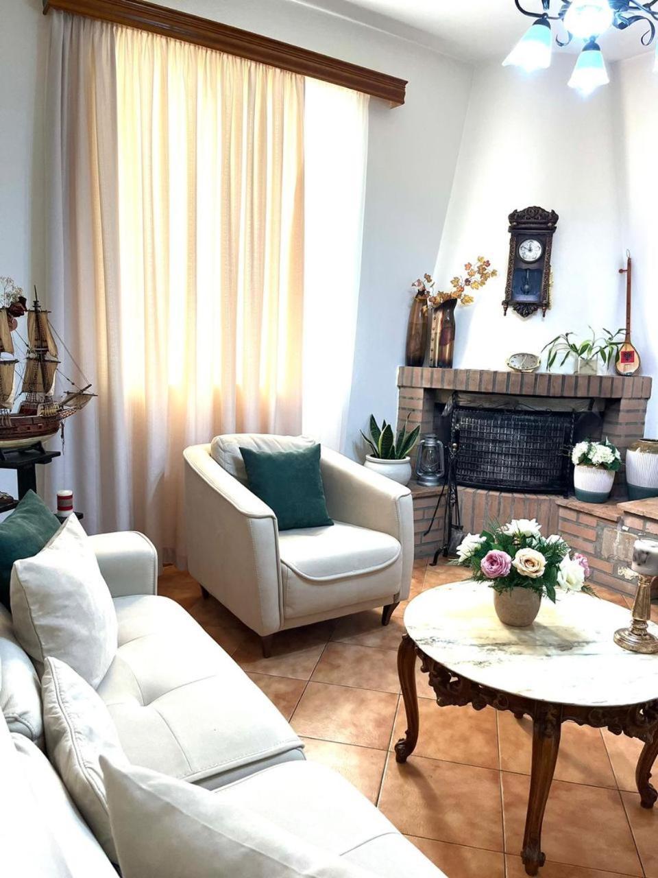 Iljazi'S Apartaments วญอเรอ ภายนอก รูปภาพ