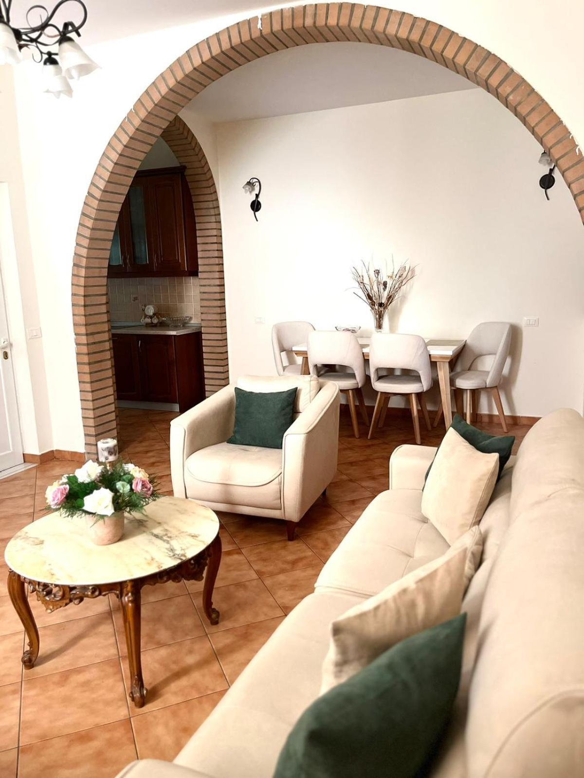 Iljazi'S Apartaments วญอเรอ ภายนอก รูปภาพ