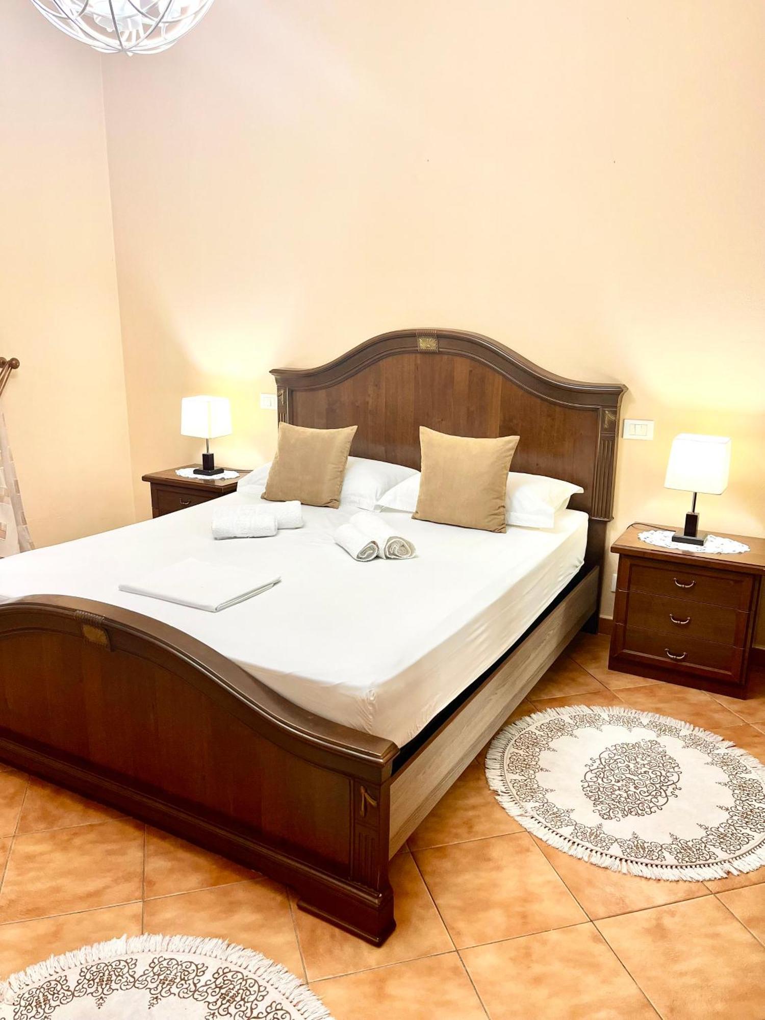 Iljazi'S Apartaments วญอเรอ ภายนอก รูปภาพ